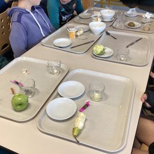 AEEB3FE8-E31F-48A4-83FE-F5D213087F4F